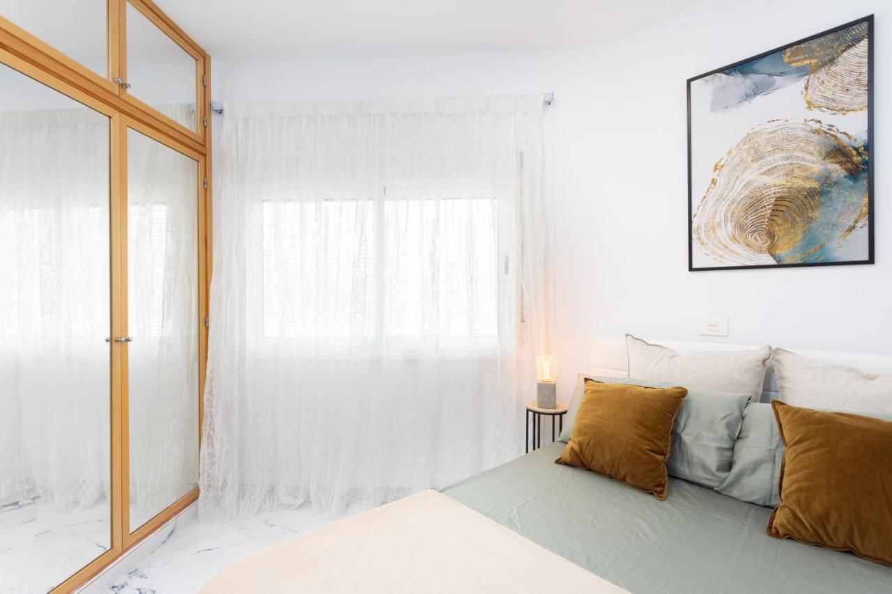 Cozy 1St Sea Line Apartment In The Quiet Area Los Cristianos  Exterior photo
